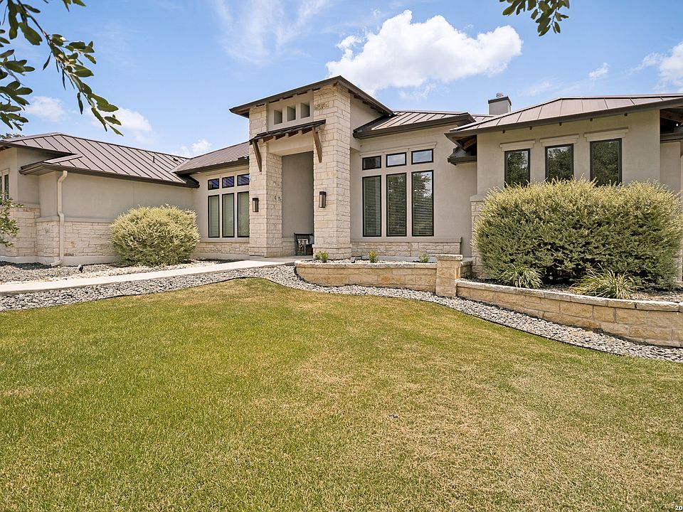 1st image of 743 Maximino Ridge