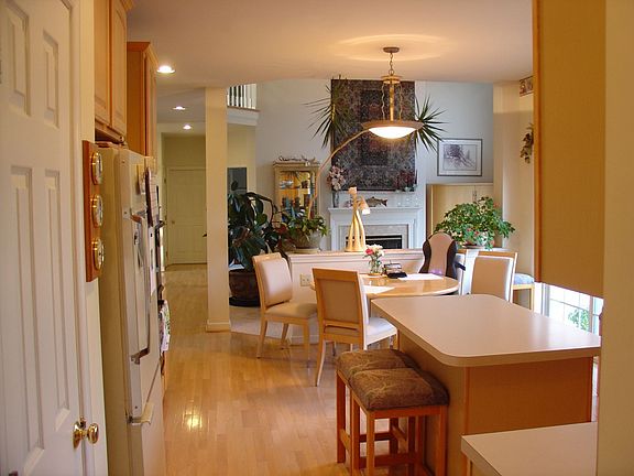 Light, neutral, and openess