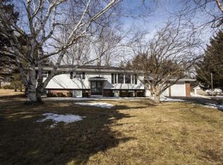 N391 Lincoln Rd, Ixonia, WI 53036