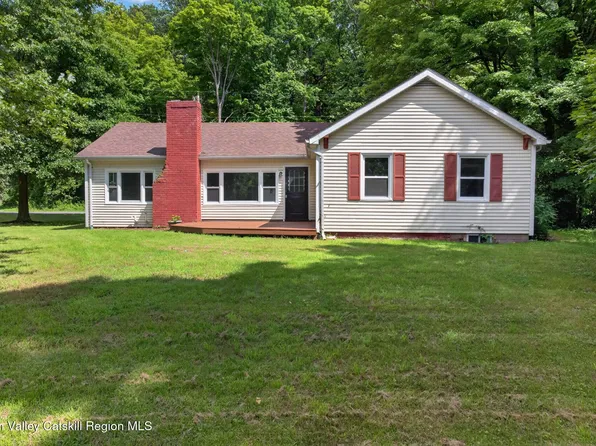 33 Warren Myers Road, Saugerties, NY 12477
