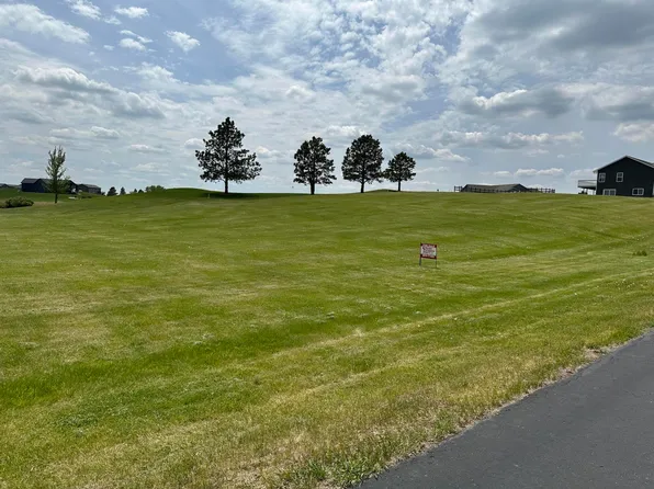 104 Augusta Dr, Arlington, SD 57212