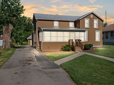 32374 White St, Kirkland, IL, 60146
