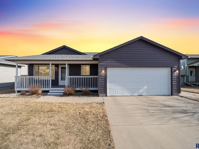 824 S Tanglewood Ave, Sioux Falls, SD, 57106