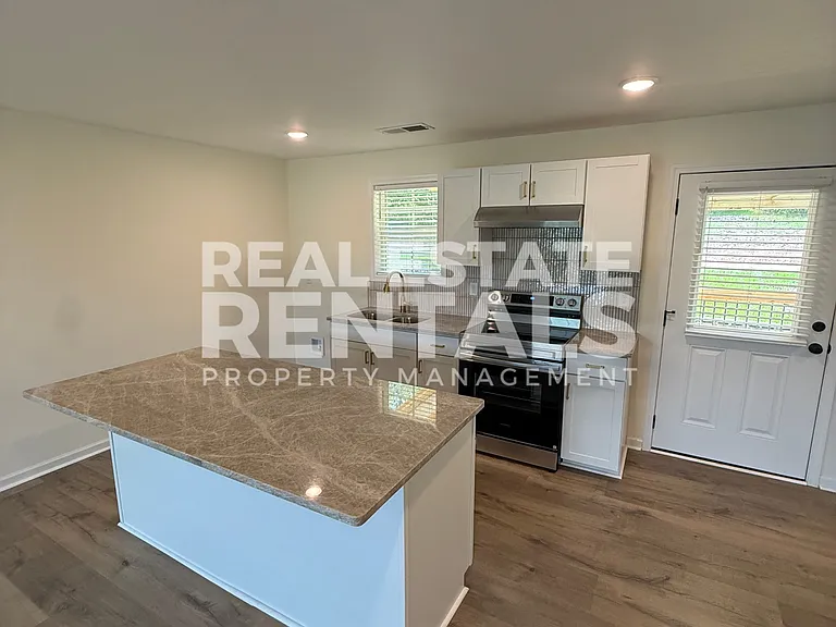 5272 Slasham Rd — Photo 5