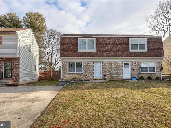 536 Hammond Ave, Hanover, PA 17331