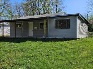 10054 Earl Dr, Saint Louis, MO