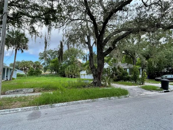 1625 39th St S #20, Saint Petersburg, FL 33711