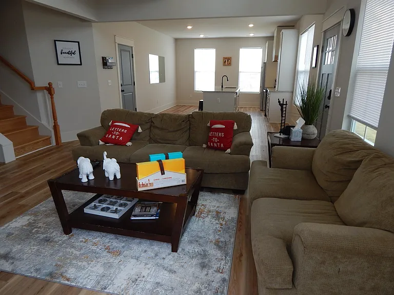 233 Marshland Ln — Photo 10
