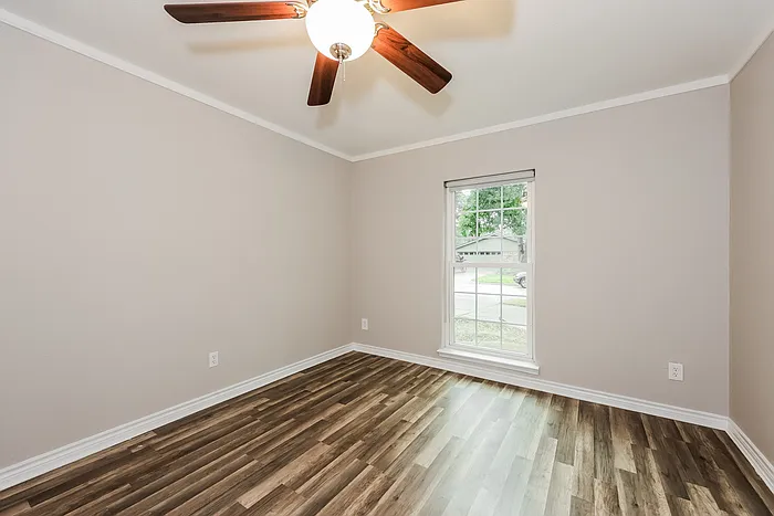 224 NE Michael Dr — Photo 13