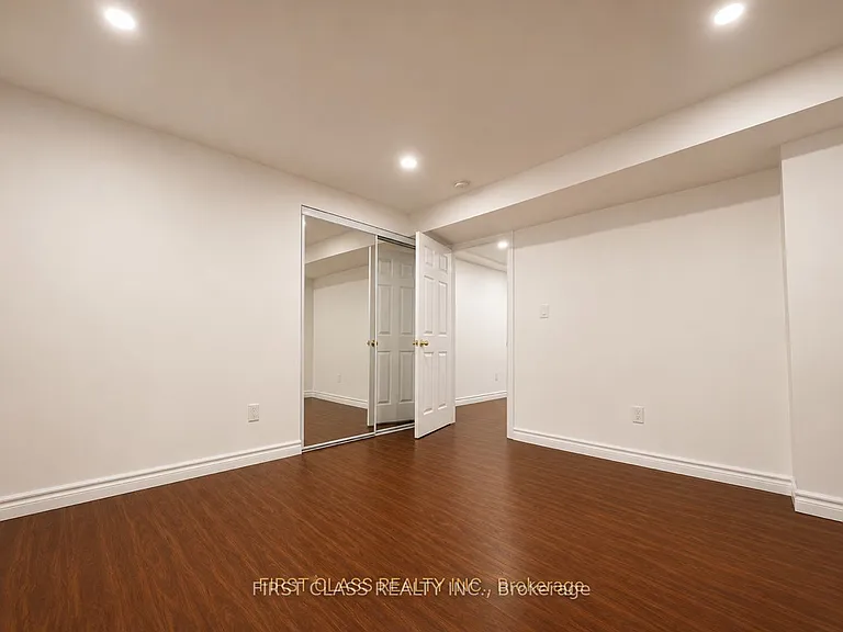 2201 Stratus Dr — Photo 9