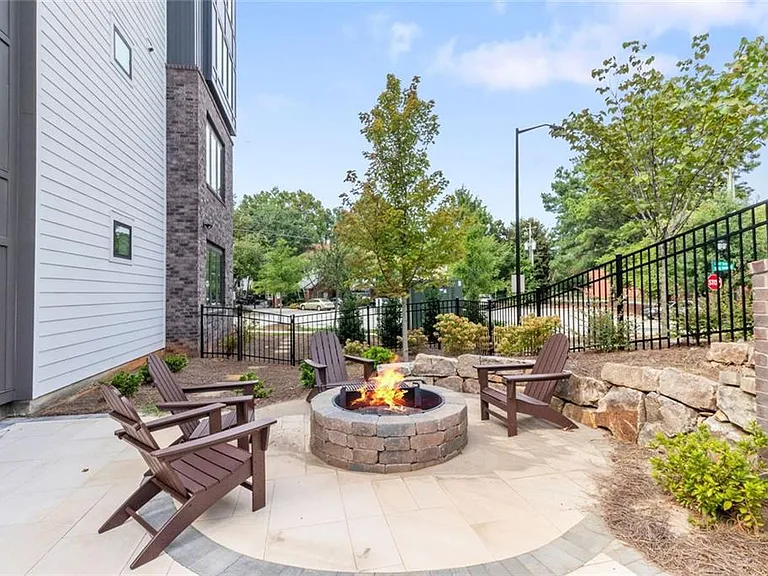 383 Grant Cir #1612 — Photo 30