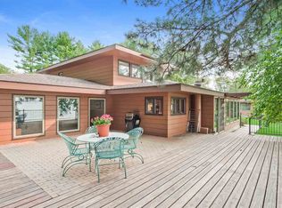 1216 Lake Shore Dr, Beaver Dam, WI 53916 | MLS #1893615 | Zillow