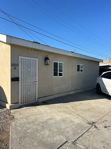 5207 Santa Ana St #A Photo 1