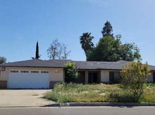 929 E Minarets Ave, Fresno, CA