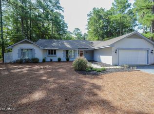 110 Westchester Cir, Pinehurst, NC 28374