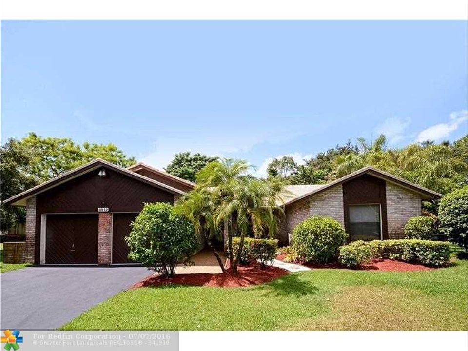 1st image of 8912 NW 51st Pl