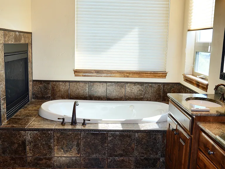 5904 Buttermere Dr — Photo 32