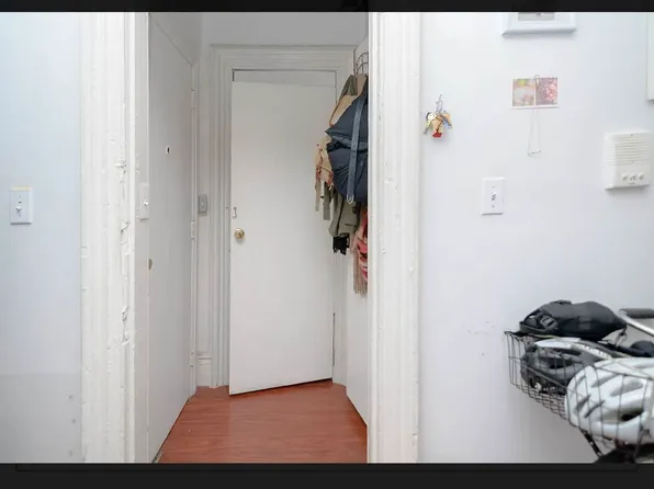 1545 Pacific Street image 5 of 9