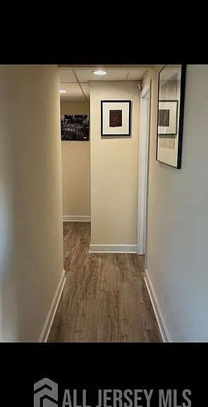 32 Allen Pl — Photo 8