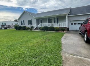 875 Horseshoe Rd, Elizabeth City, NC 27909