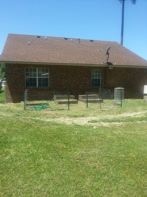 2nd image of 3635 Seelye Dr