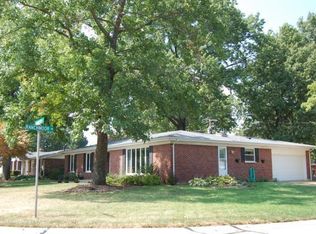 1093 Sombrero Trl, Ballwin, MO 63011