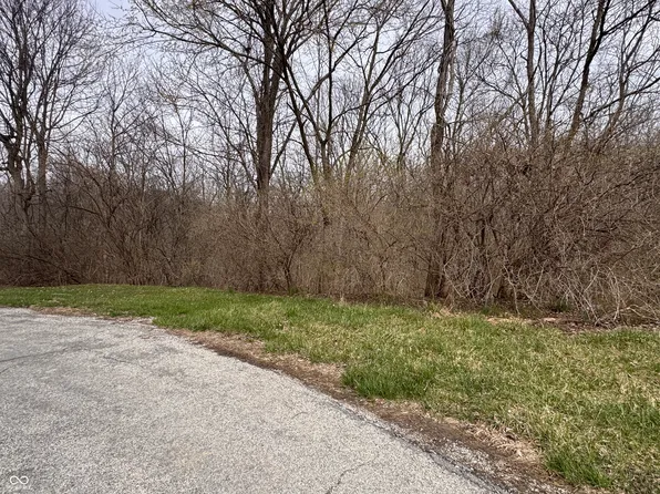 47 Dakota Dr, Lawrenceburg, IN 47025