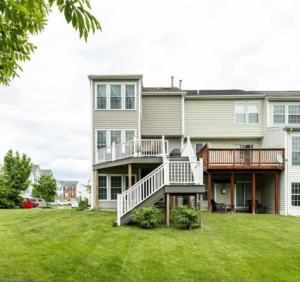 Willett - 8 Crenshaw Court - 1 — Photo 1