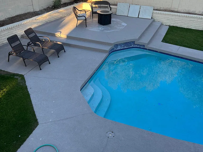 1745 N La Rosa Dr — Photo 33