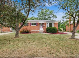 30026 Bock St, Garden City, MI 48135