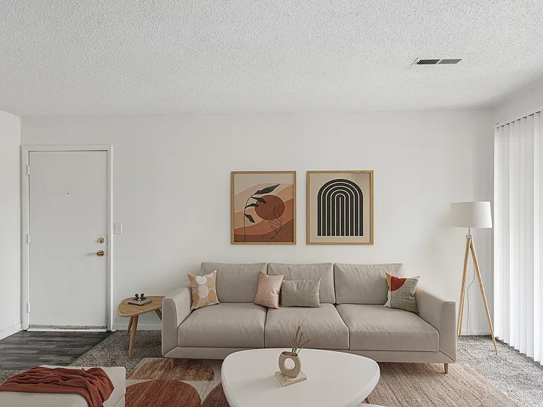 Kimberly Club Apartments — Photo 98