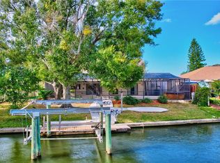 6101 Schooner Way, Tampa, FL 33615