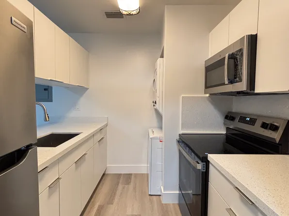 15655 SW 74th Circle Dr APT 14, Miami, FL 33193