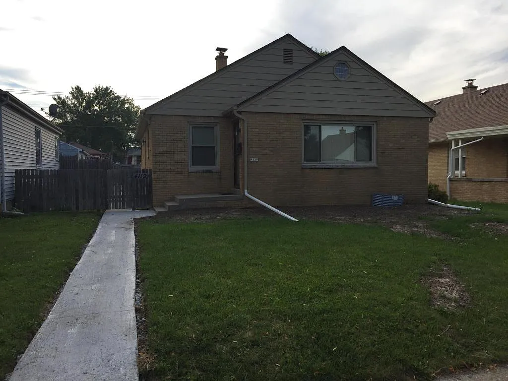 4119 N 62nd St photo 1