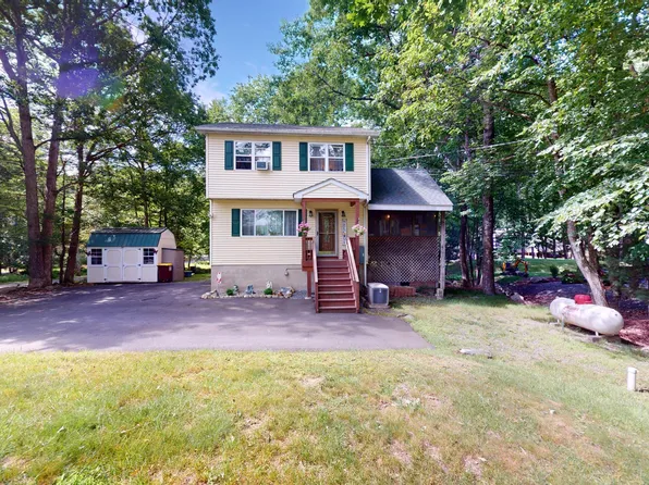 102 Perch Ter, Milford, PA 18337