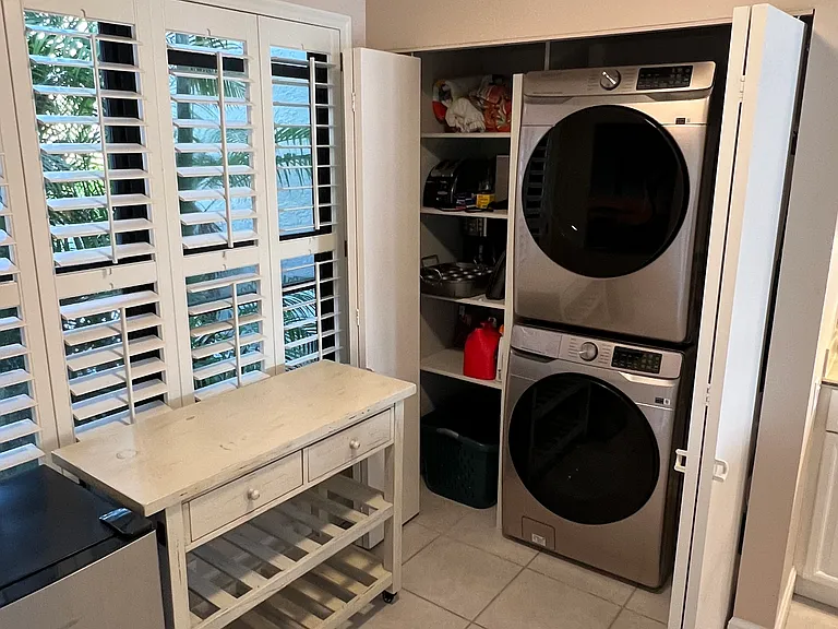 Laundry. New washer & dryer in 2025.
