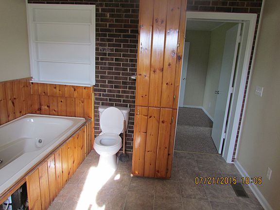 MBA, garden tub, jets don't work