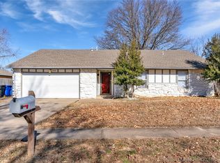 2904 E Memphis St, Broken Arrow, OK 74014