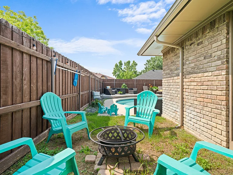 7218 Ridgeview Dr — Photo 43