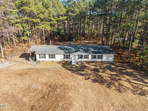 2nd image of 102 Foxtree Ct