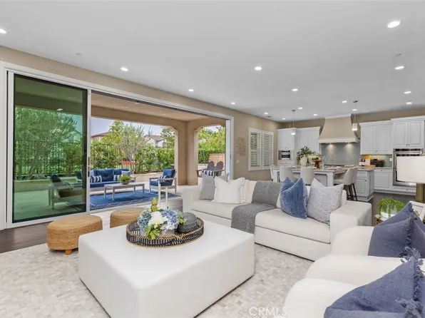 130 Crape Myrtle Pl, Tustin, CA 92782