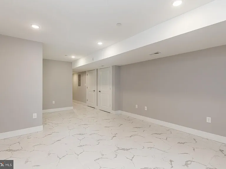 1724 N Marshall St #B — Photo 18