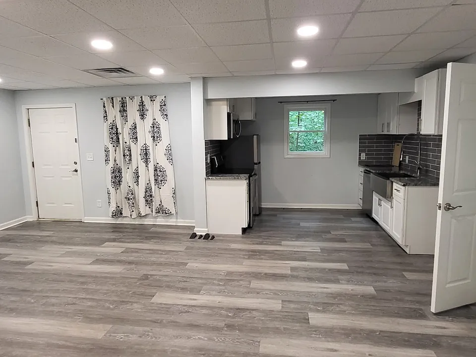 115 Skyview Dr