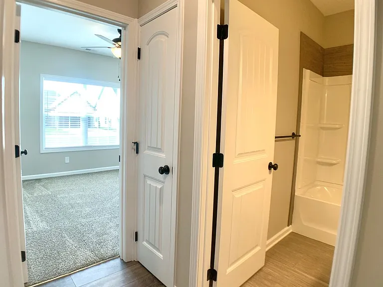 421 Ayden Ln — Photo 23