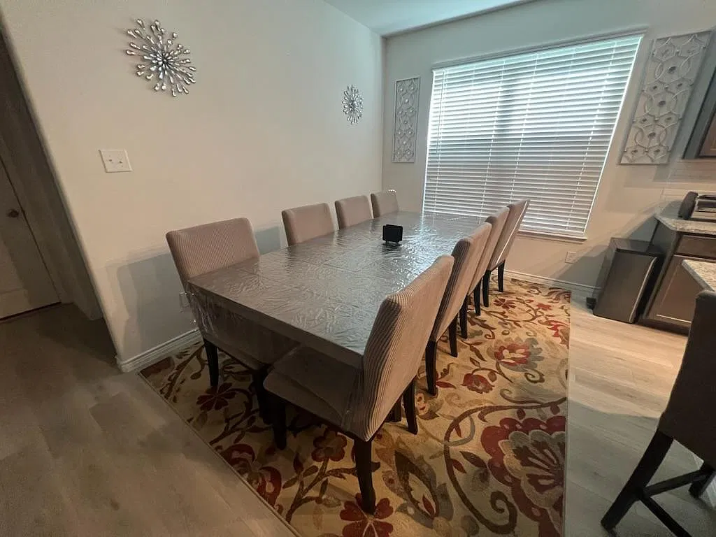 4 bed, 3.5 bath, 2222 sqft, $2,750 — Photo 4