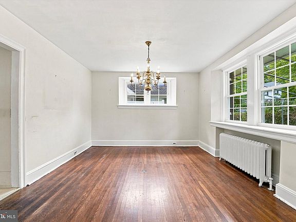 5th image of 429 Levering Mill Rd