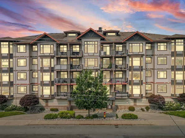 46021 2nd Ave #403, Chilliwack, BC V2P 1S6