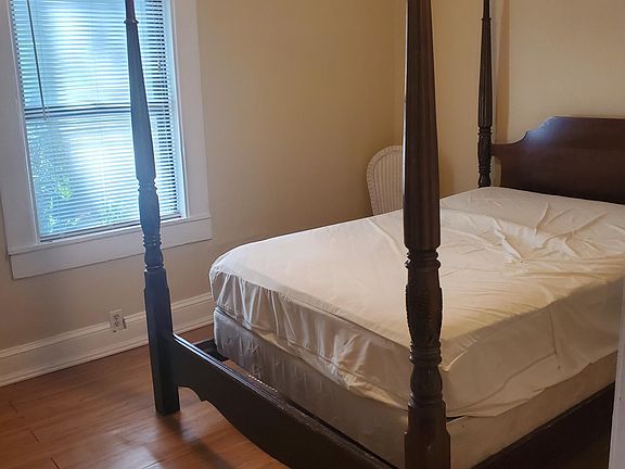 Bedroom Bed removed or available for use as needed