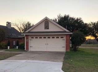 3120 Morning Meadow Ln, Grand Prairie, TX 75052