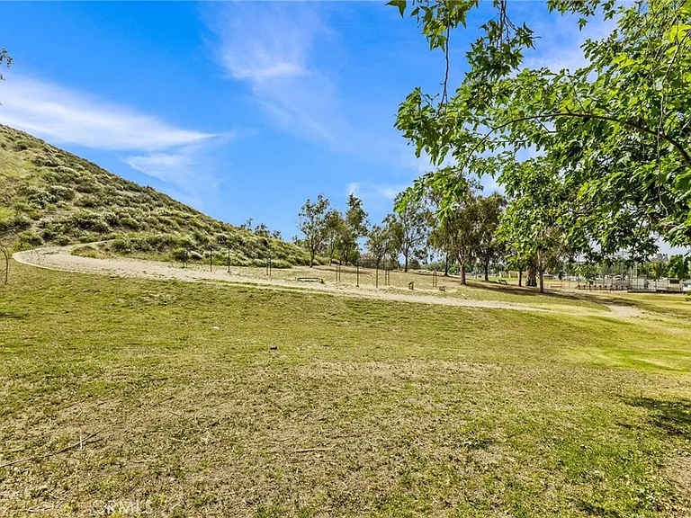 1400 W Edgehill Rd #11 — Photo 15